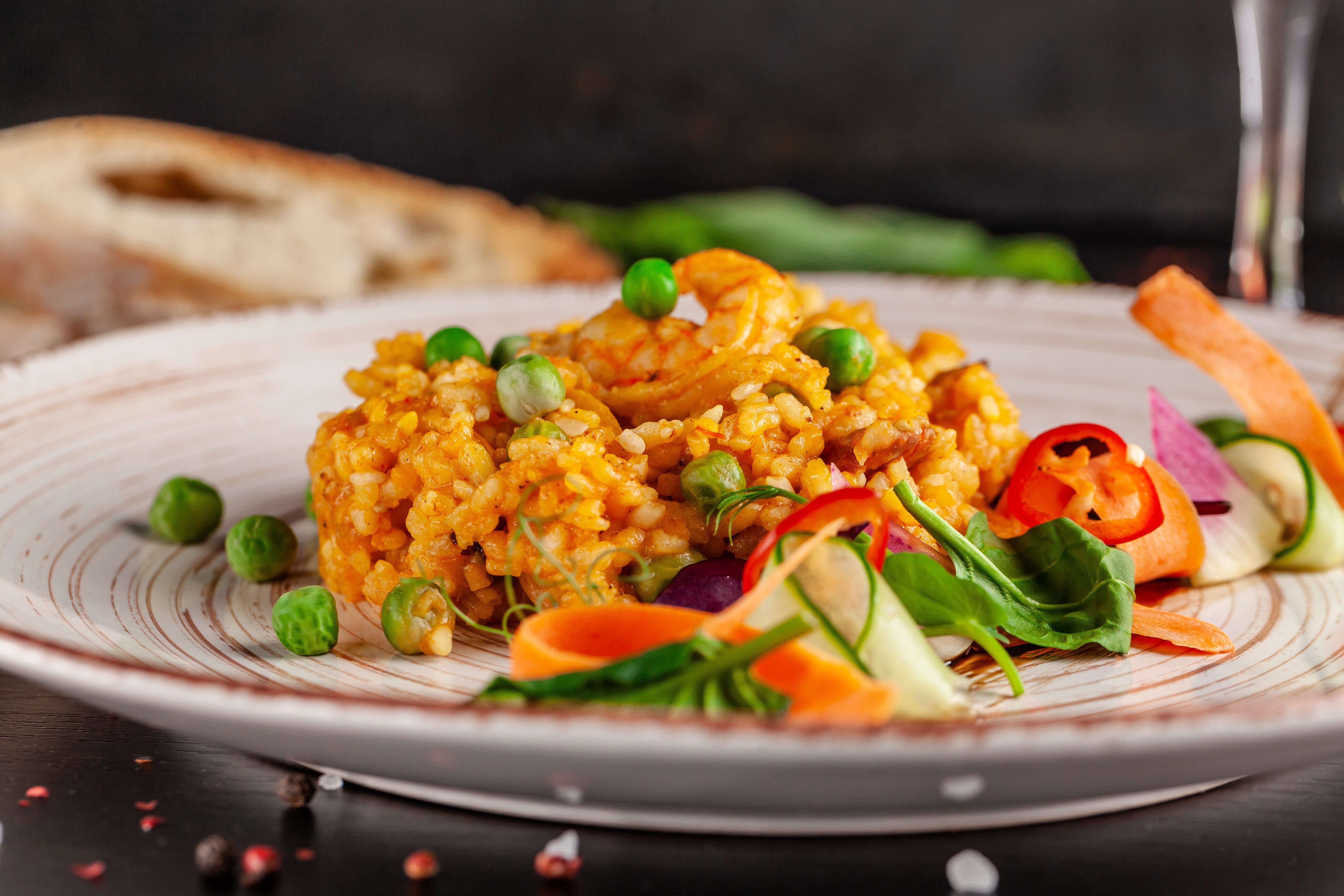 EASY CHORIZO, PEA & PRAWN PAELLA 